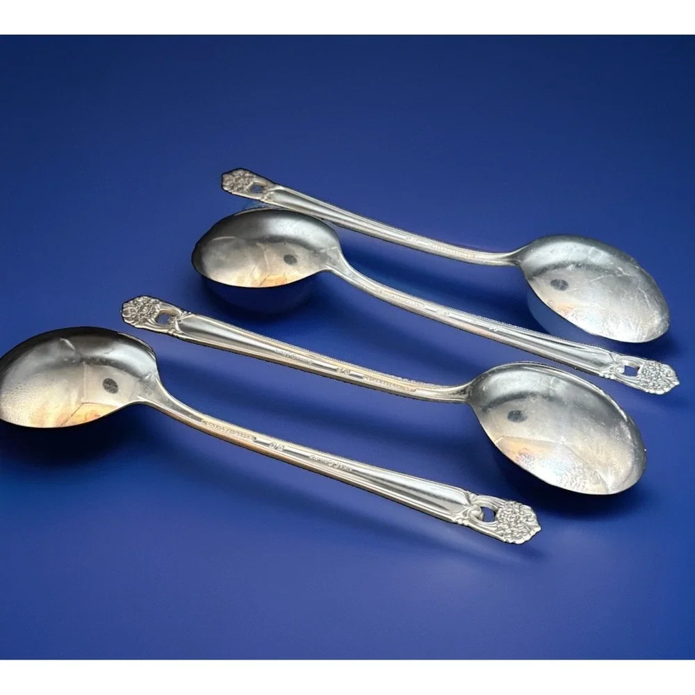 VTG 1847 Rogers Bros ETERNALLY YOURS Round Bowl Soup Gumbo Spoons Set Of 4